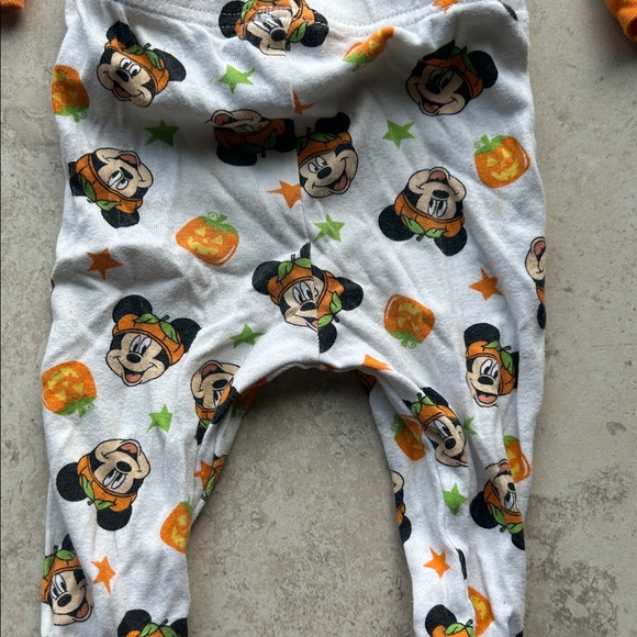 Disney Mickey Mouse Halloween Pajamas - Picture 6 of 7